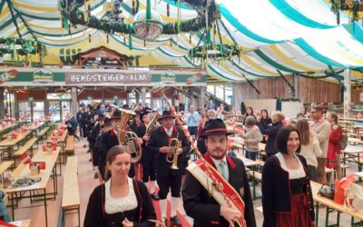 Kaiserwiesn im Wiesbauer Zelt