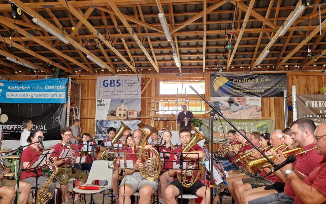 Feldmesse und Frühschoppen beim FF Fest